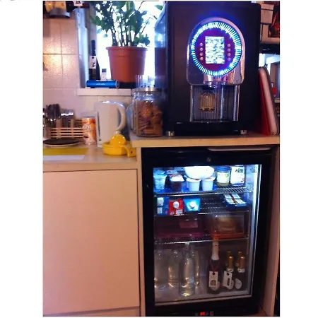 Alojamento de Acomodação e Pequeno-almoço Casapiu Piazza Erbe 2*